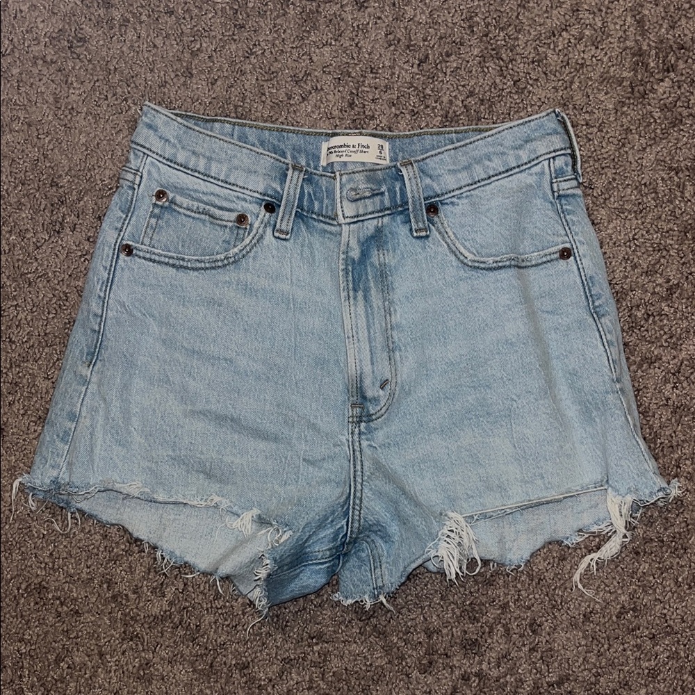 Abercrombie & Fitch light denim shorts